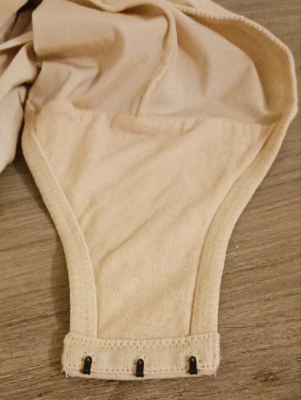 Maidenform Beige Shaping Bodysuit with Underwire 38DD - Picture 5 of 6